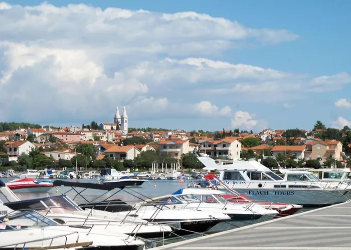 Hilde Red-9 By Interhome Apartment